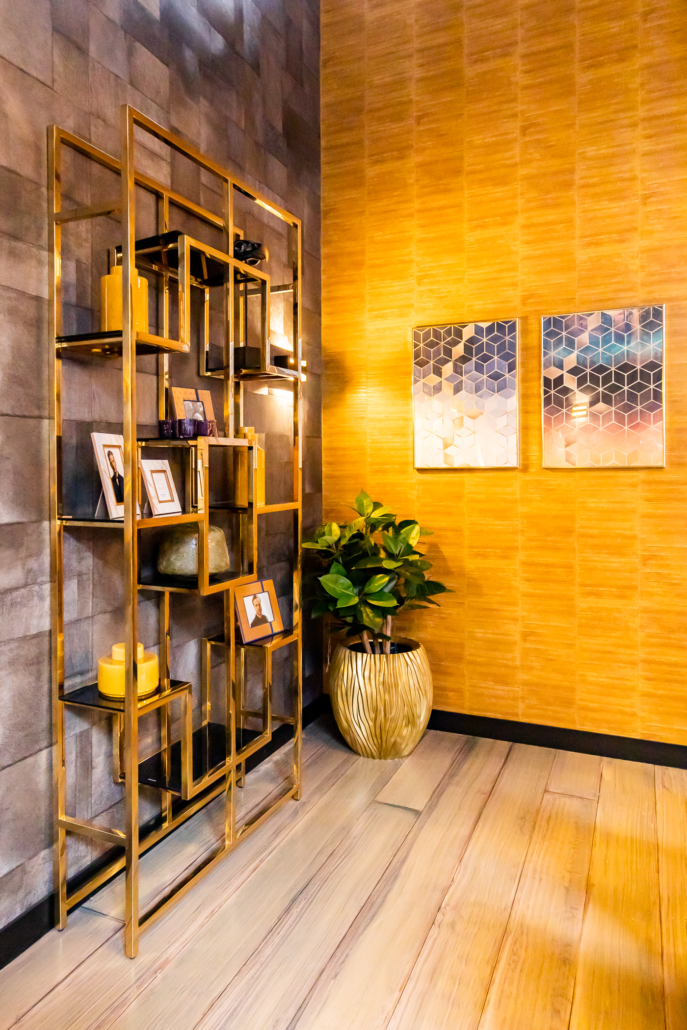 DEEL 4 "Deusjevoo Backstage Tour" - TV-decor Penthouse Mark & Dorine - Telenovelle Lisa VTM (11)